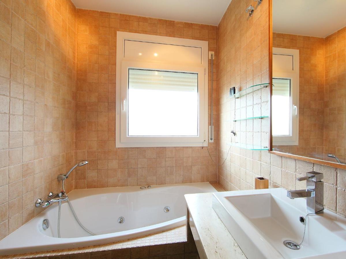 Holiday Home Dirk By Interhome L'Ampolla Esterno foto